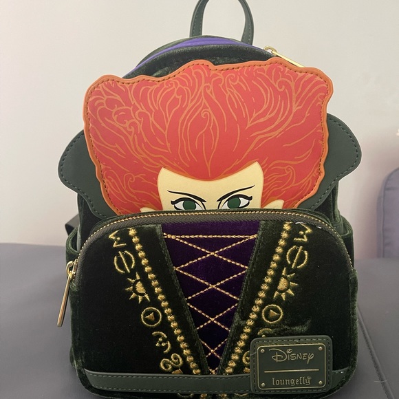 Loungefly Winifred mini backpack main image 7